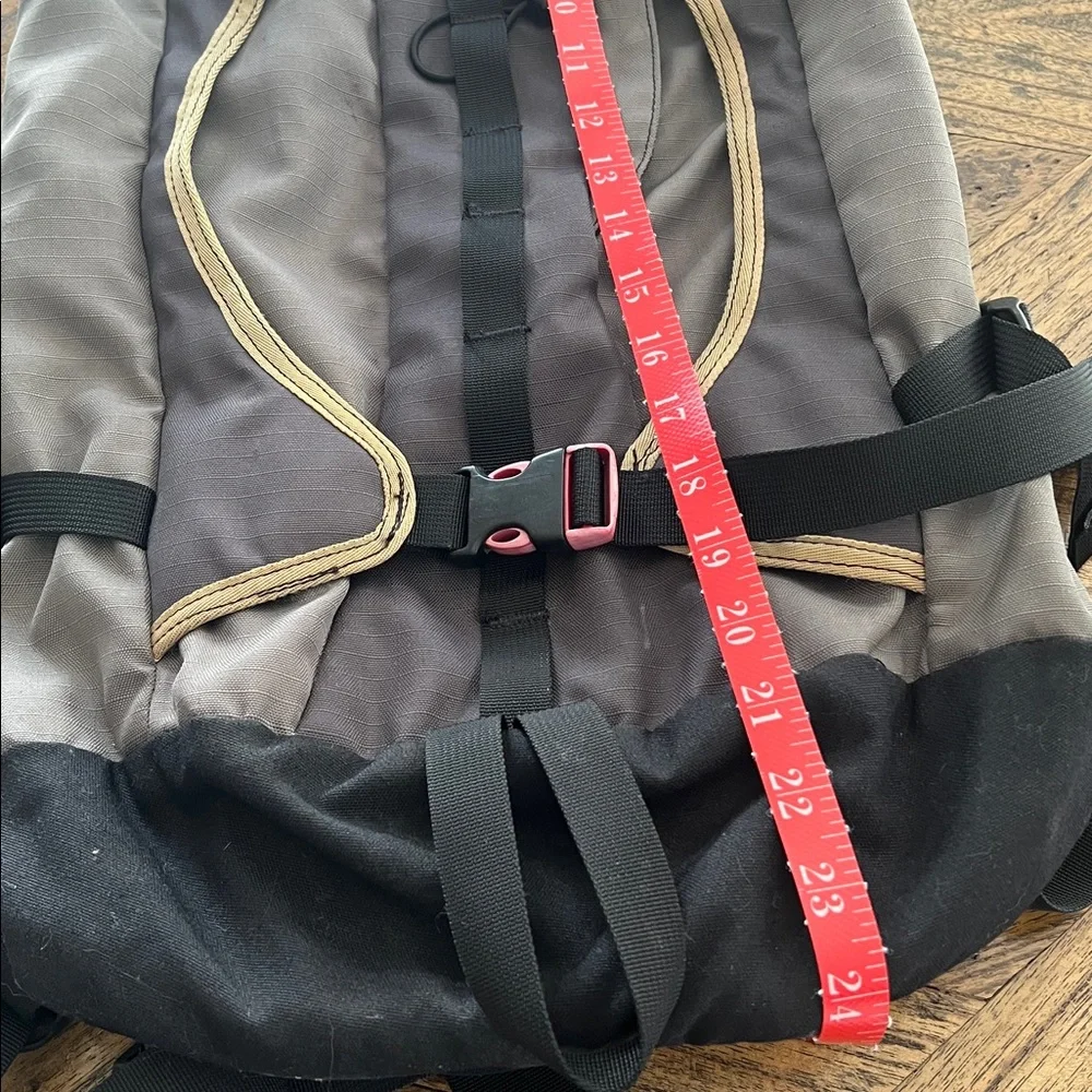 Vintage Burton AK Dispatcher Backpack, 25L Daypack w/room for snowboard/tools